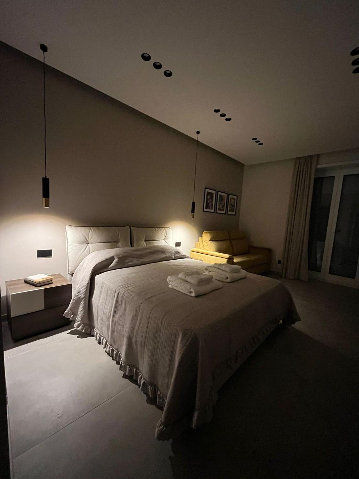Stay In เนเปิลส์ ภายนอก รูปภาพ