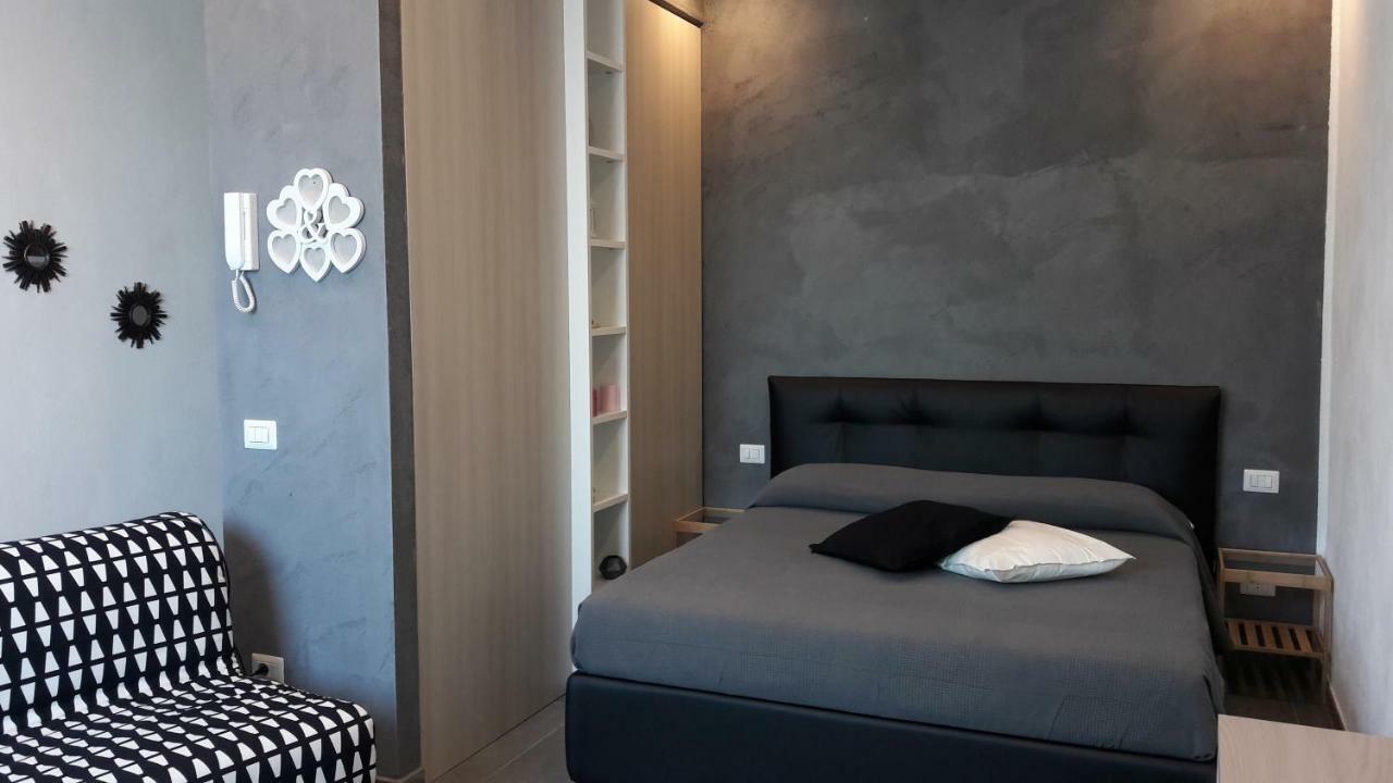 Stay In เนเปิลส์ ภายนอก รูปภาพ